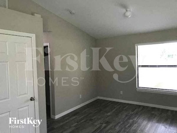 Foto del edificio - 753 Puccini Ave S