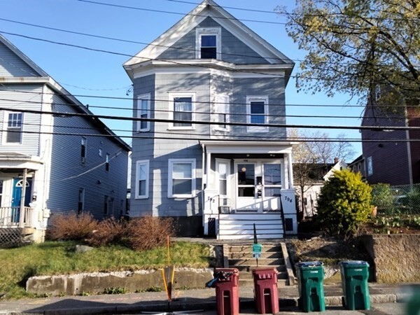 Foto principal - 792 Broadway St