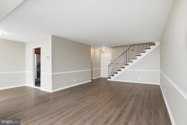 Foto del edificio - 301 N Beauregard St