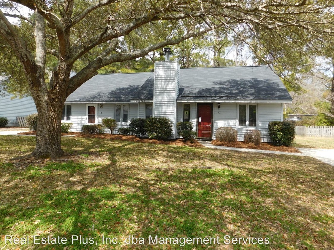 Primary Photo - 2 br, 1 bath Apartment - 3506 A Harvard Way