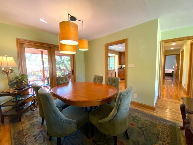 Building Photo - 3536 E Hermes Dr