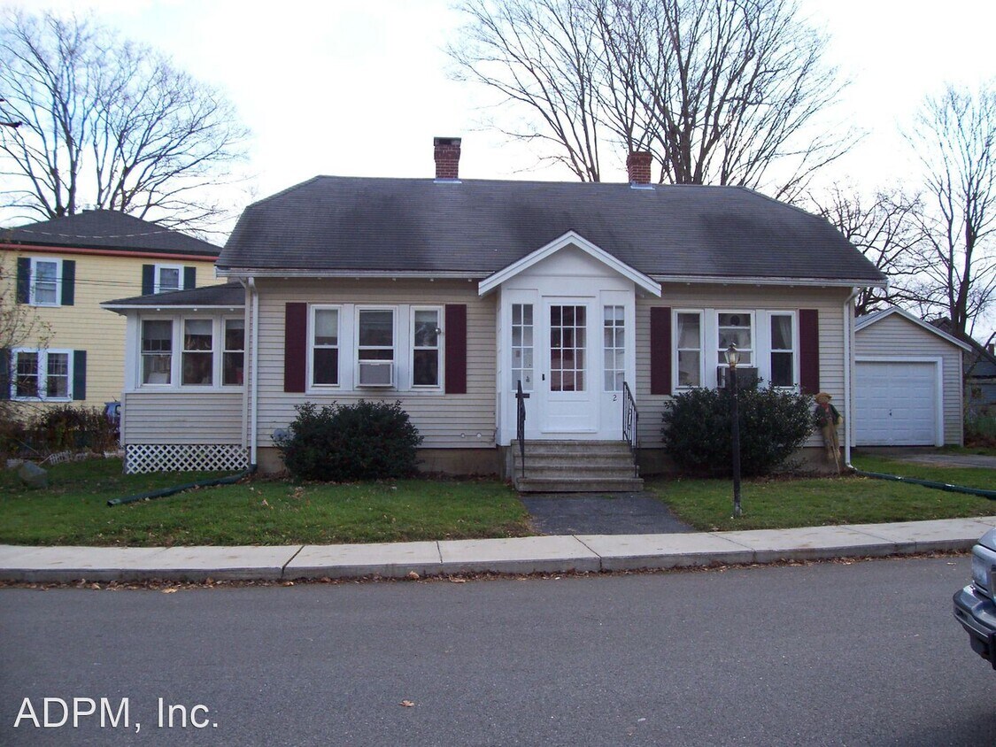 2 br, 1 bath House 2 Chester St. House Rental in Amesbury, MA