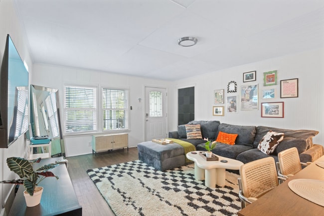 Photo - 00 inquire about address Apartment