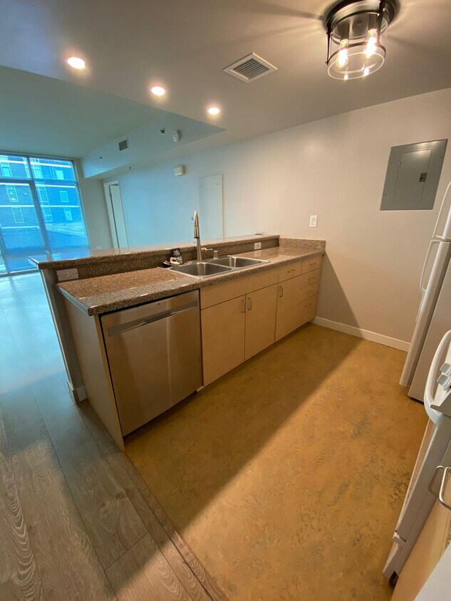 Foto principal - 425 W Beech St