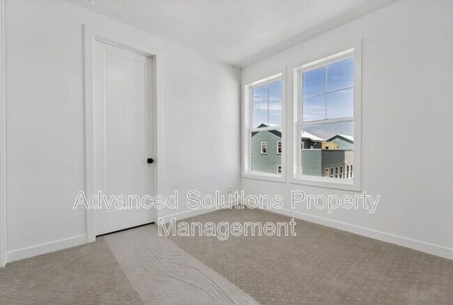 Building Photo - 11227 S Kestrel Rise Rd