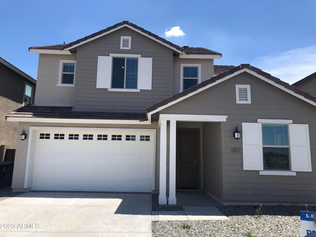 Building Photo - 2511 E Pelican Dr