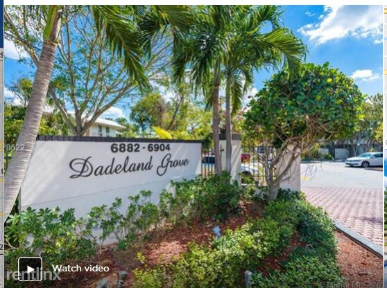 Foto del edificio - 6904 N Kendall Dr
