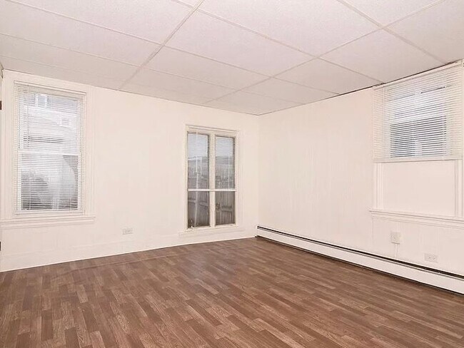 Foto del edificio - 108 Parkview Ln