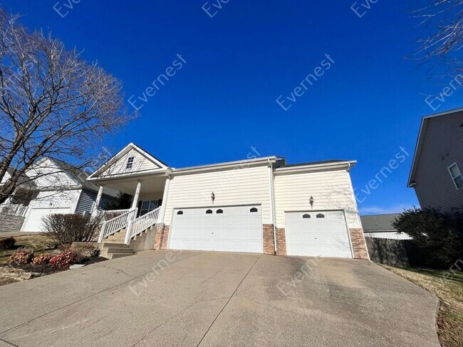 Building Photo - 1977 Deep Woods Trail