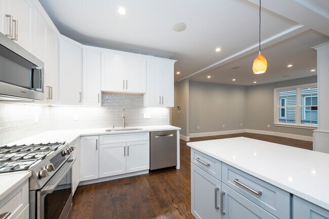 Foto del edificio - 923 E 4th St