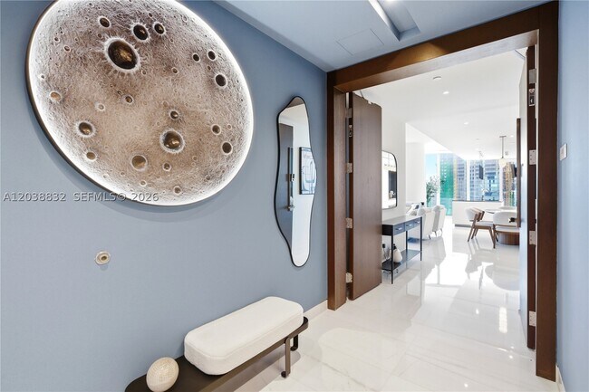 Foto del edificio - 300 Biscayne Blvd
