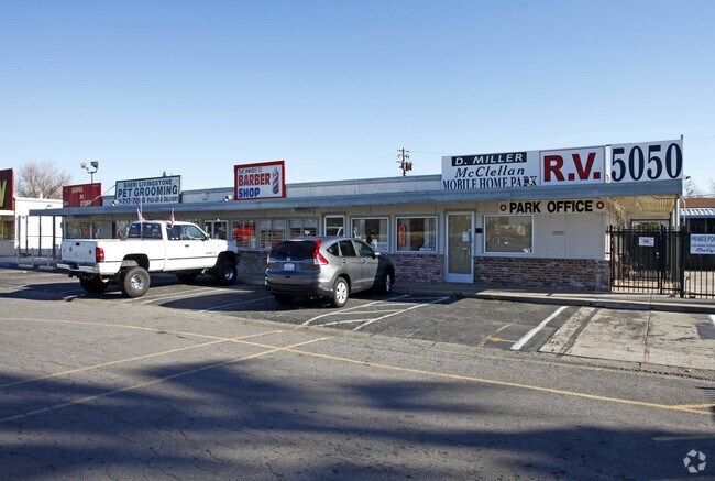 Primary Photo - 5050 Roseville Rd