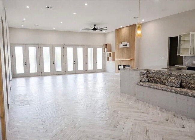 Building Photo - 103 Windward Ct