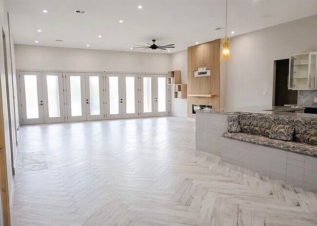 Foto del edificio - 103 Windward Ct