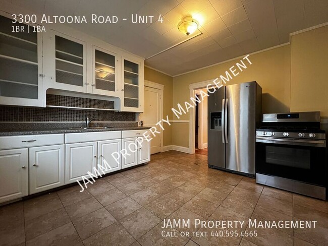 Building Photo - Charming 1 Bedroom, 1 Bathroom Apartment i...