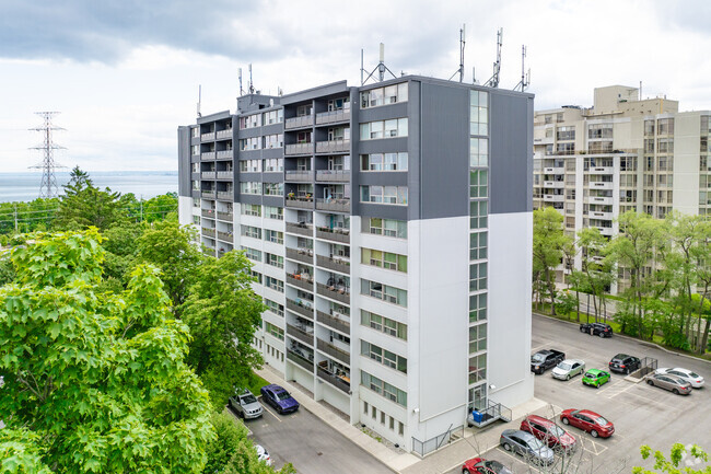 Building Photo - Northshore Towers