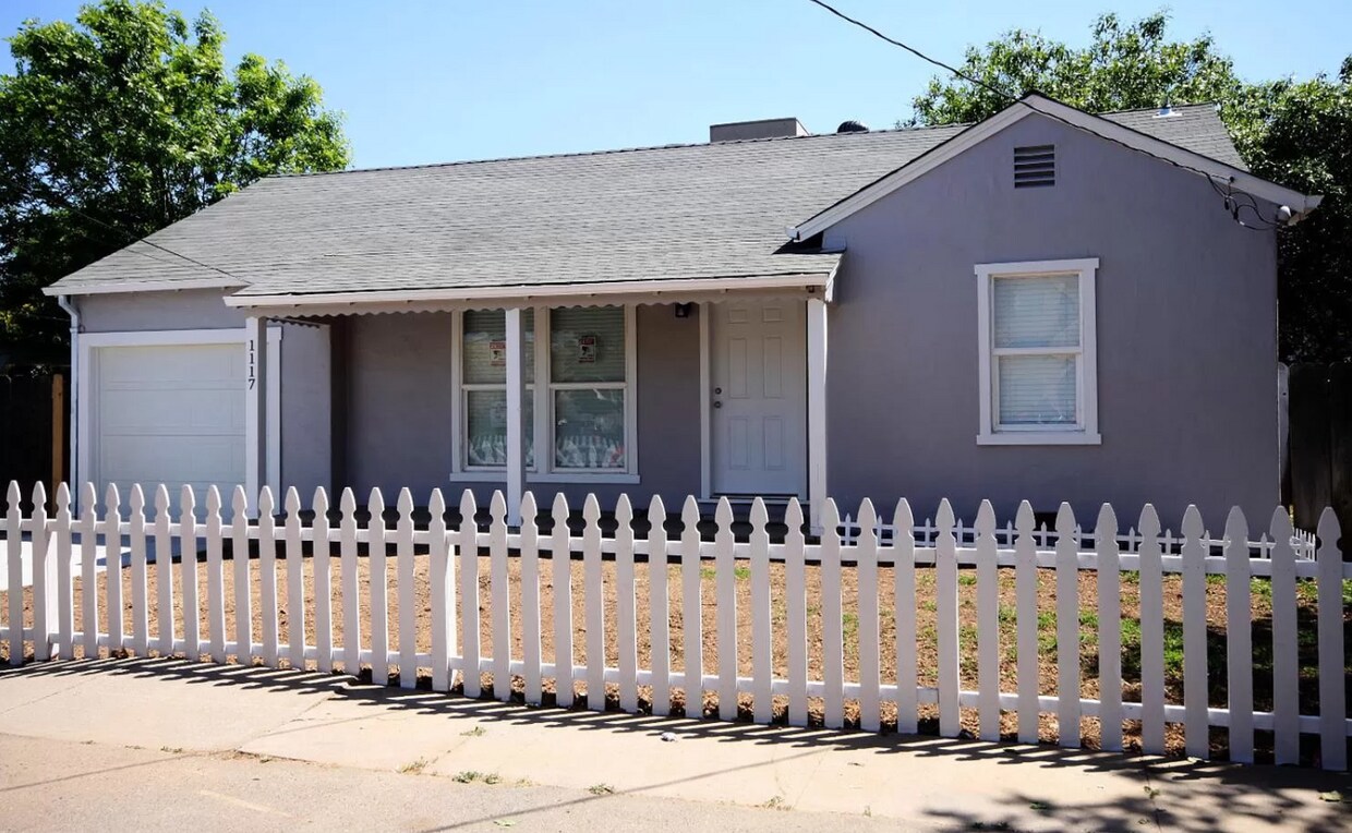 1117 Blue St, Marysville, CA 95901 House Rental in Marysville, CA