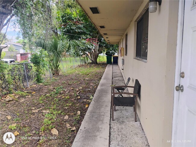 Foto del edificio - 26 SW 6th Ave