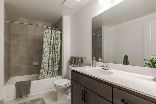 Wholey Legacy Homes - Baño - Wholey Legacy Homes