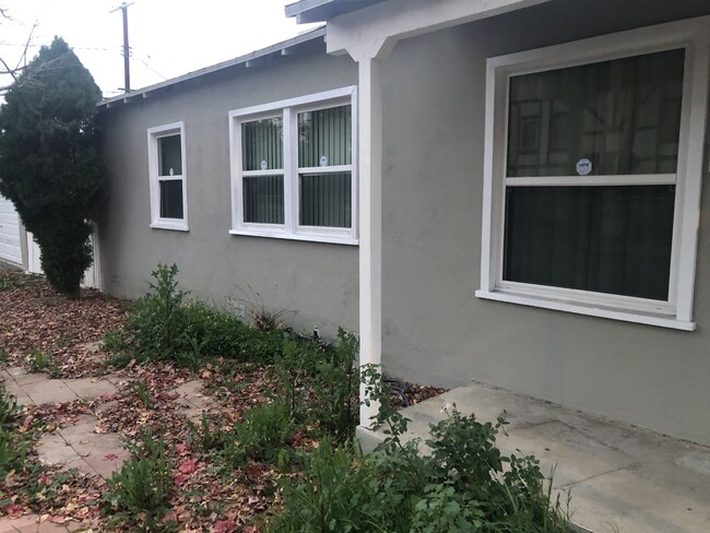 Building Photo - 7403 Topanga Canyon Blvd