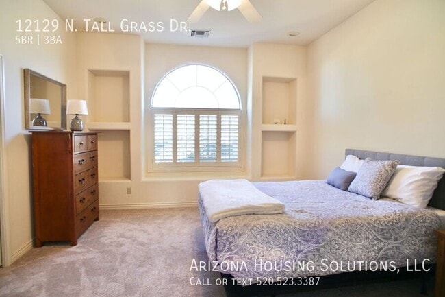 Building Photo - 12129 N Tall Grass Dr