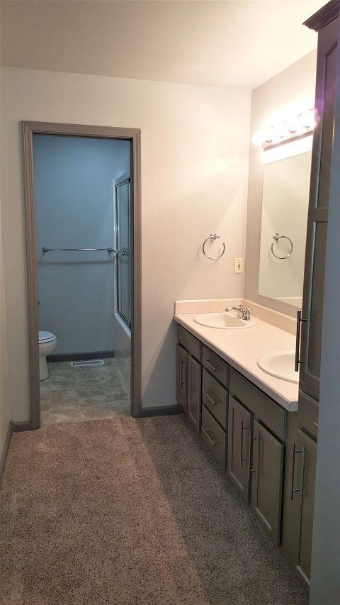 Building Photo - 4 bedroom in Billings MT 59102