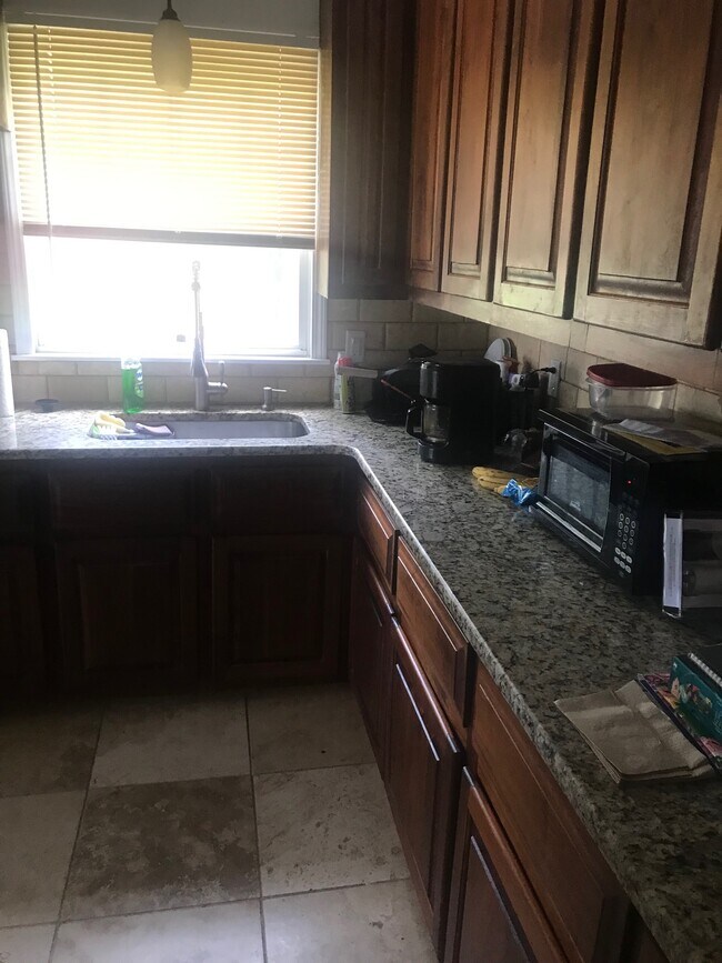 Foto del edificio - 26040 Hampden St