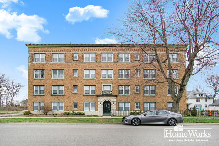 Primary Photo - 601 W Lasalle Ave