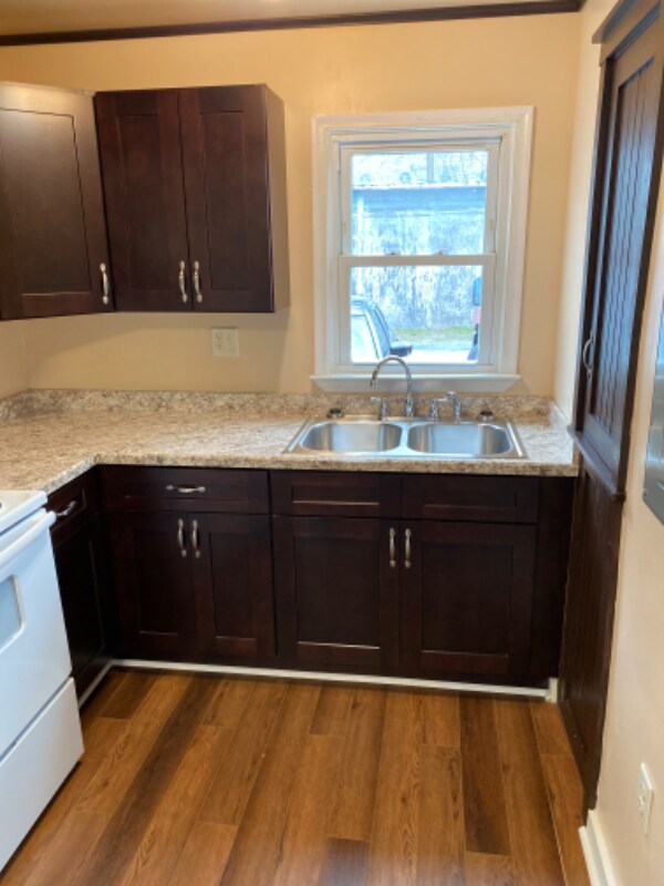 Foto principal - 128 2nd St