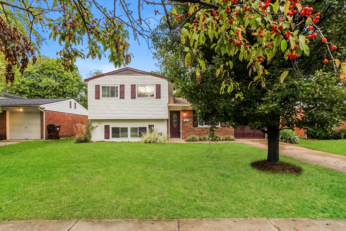 Primary Photo - 12151 Chesterdale Rd