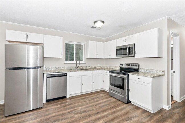 Building Photo - 8788 E Bourne Dr