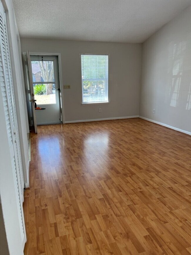 Foto del edificio - 115 Lancashire Rd