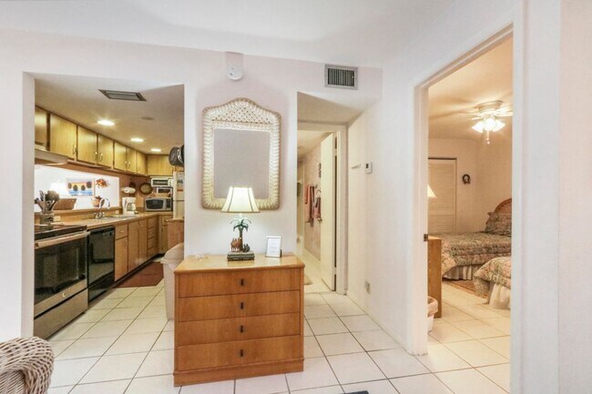 Kitchen-Guest Bathroom-Guest Bedroom - 1605 US-1