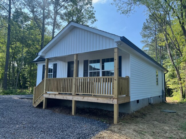 Building Photo - 117 Buster Ln