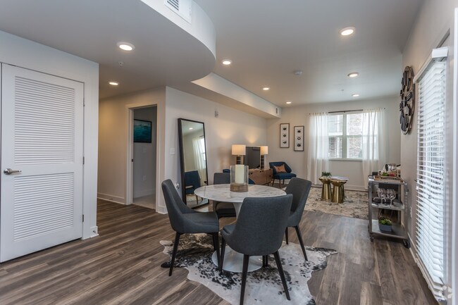 1HAB, 1BA - Juniper - Pinyon Pointe
