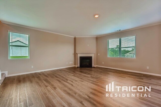 Building Photo - 69 Chasewood Ln
