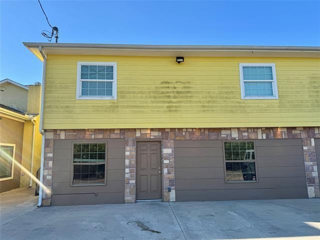 Foto principal - 5016 S I-35 Frontage Rd