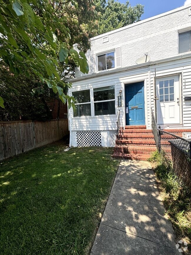 Building Photo - 162 Wesmond Dr