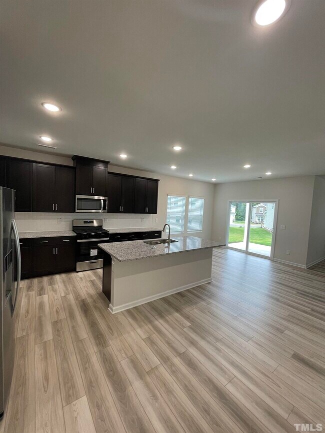 Building Photo - 7015 Shale Loop