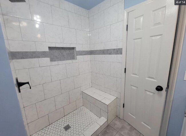 Foto del edificio - 148 Willow Point Ln