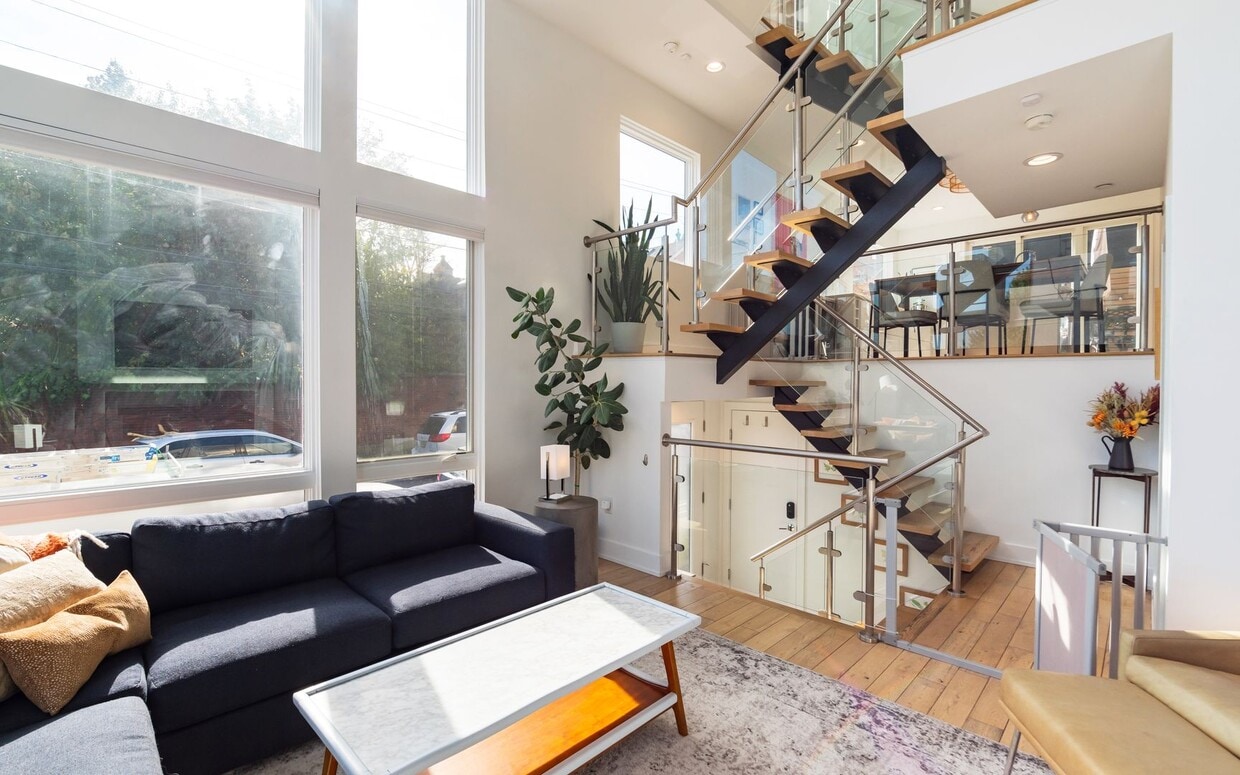 Three Bed Olde Kensington Home - Three Bed Olde Kensington Home