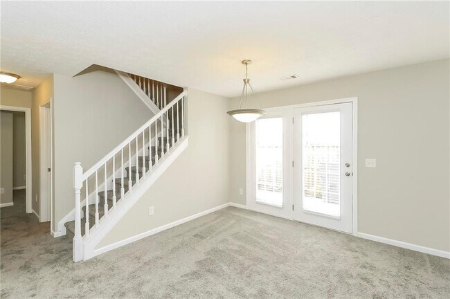 Foto del edificio - 159 Silver Fox Trail