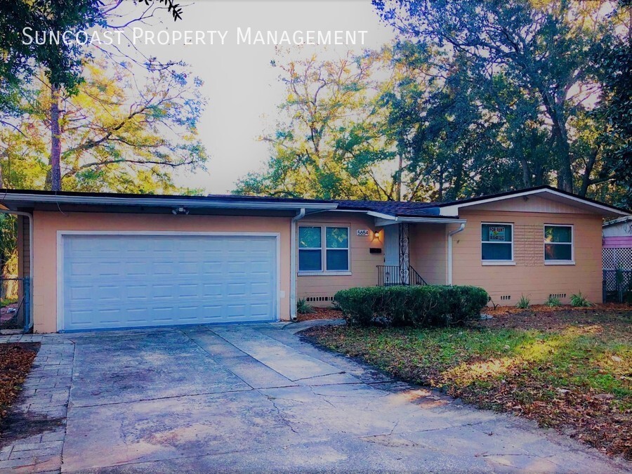 Primary Photo - Beautiful 4BR/2BA Home in Jacksonville Ava...