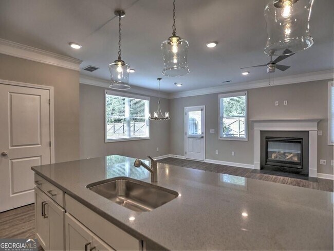 Foto del edificio - 3341 Verdi Ln