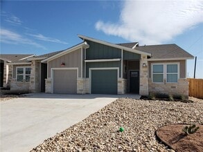 Building Photo - 100 Bailey Kay Ct