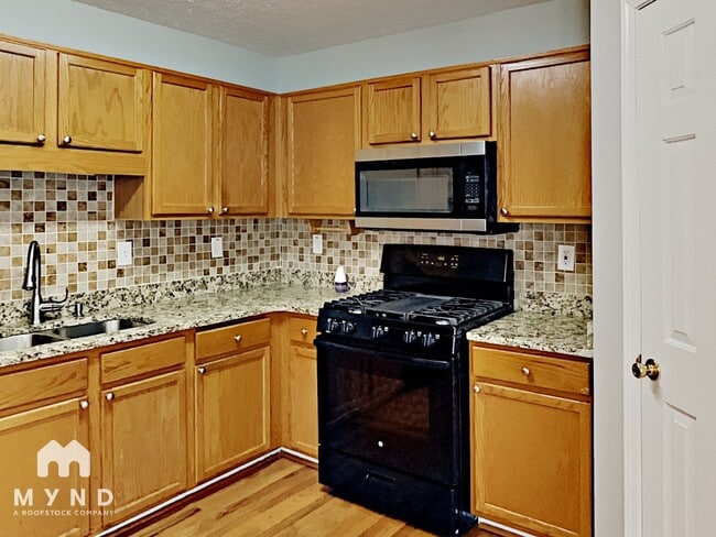 Building Photo - 307 Burton Dr