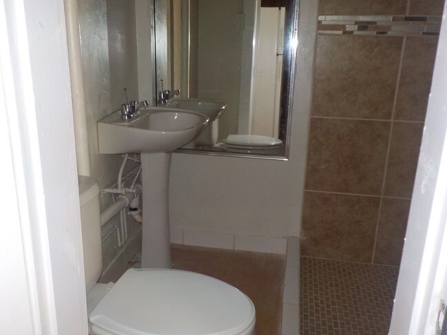 Foto del edificio - 132 E Jacinto St