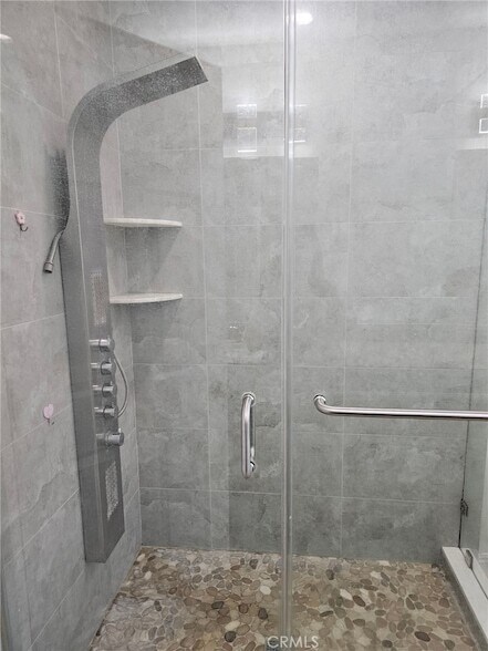 Foto del edificio - 5828 N Vista St