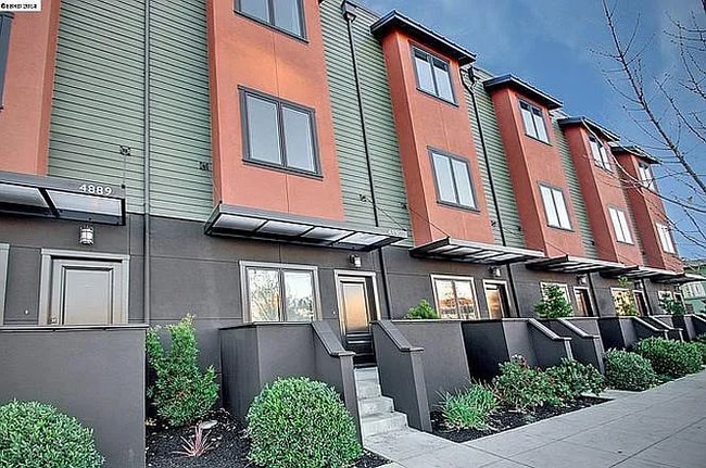 Building Photo - 4893 Shattuck Ave