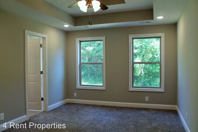 Building Photo - 4 br, 2 bath House - 257 Azalea Drive